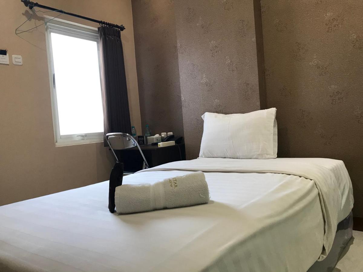 Hotel Great Star Ngadipuro Esterno foto