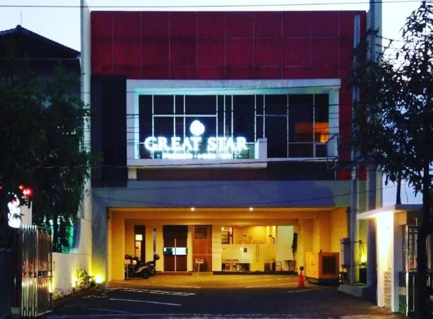 Hotel Great Star Ngadipuro Esterno foto